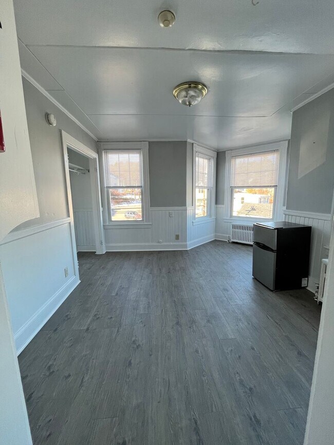 Photo - 14 Main St Unit 305