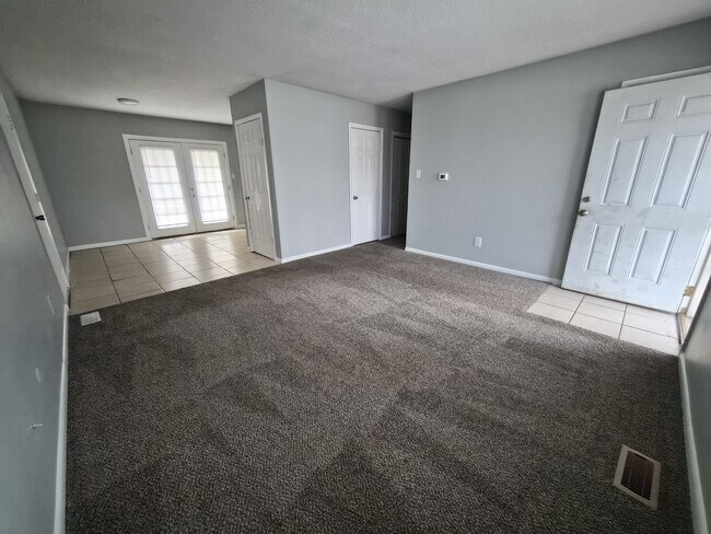 Photo - 3526 Luewan Ct