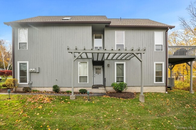 Building Photo - 11 Woods Brooke Ln Unit 1