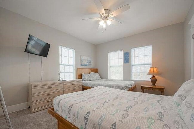 Photo - 2225 Bernardo De Galvez Ave