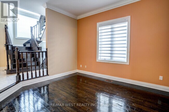 Photo - 229 Baker Ave