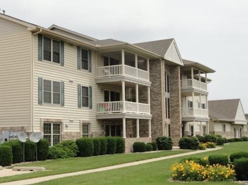 3015 W. Willow Knolls Rd.