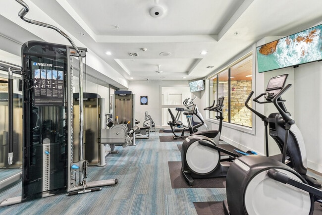 Servicios de CoveredBridge y gimnasio 71-2904-907 - AMLI Covered Bridge