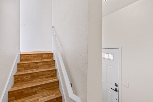 Photo - 225 Valley Oak Dr Unit 225