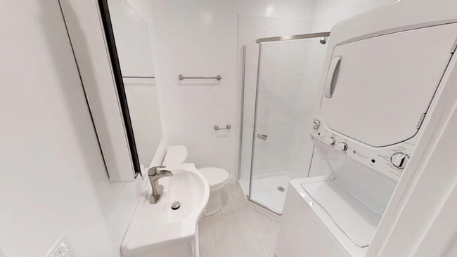 Photo - 25 MacArthur St Unit 1R