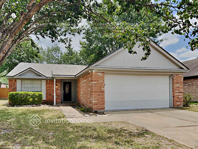 Building Photo - 19443 Elmtree Estates Dr