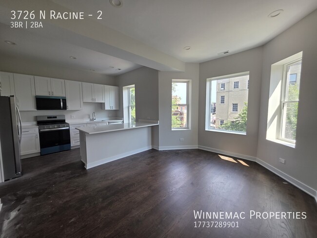 3726 N Racine Ave Unit 2