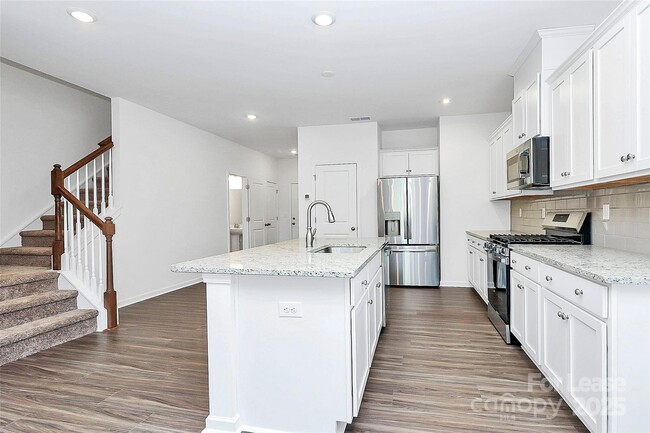 Photo - 3651 Secrest Lndg