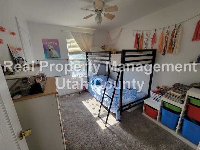 Photo - 7971 Wycliffe Way