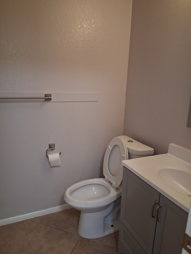 Photo - 9031 W Elm St Unit 2