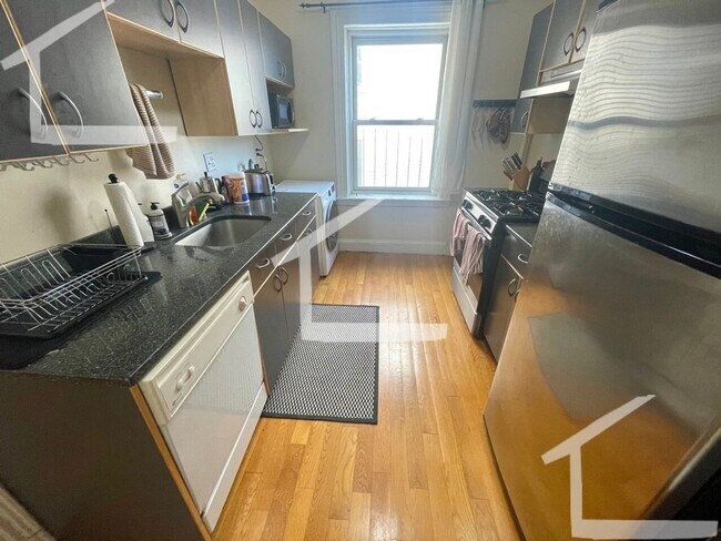 Building Photo - REALLY AMAZING TWO BED IN BRIGHTON!!!!!! Rental