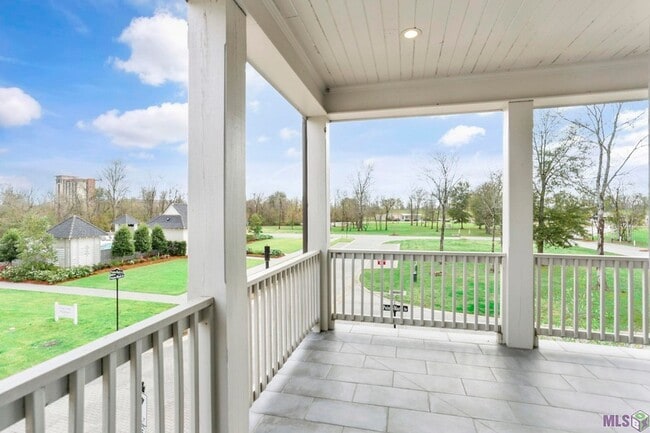 Photo - 3305 Pointe-Marie Dr