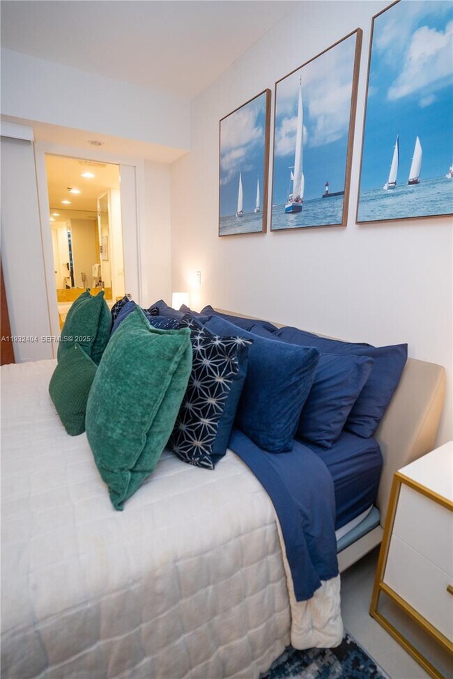 Photo - 1395 Brickell Ave Unidad 3012