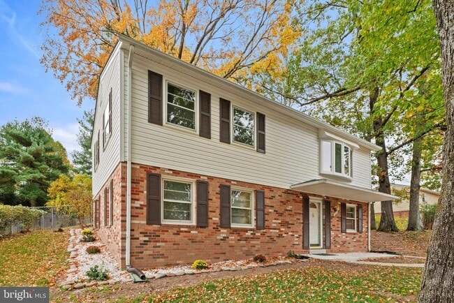 Building Photo - 13719 McGill Dr