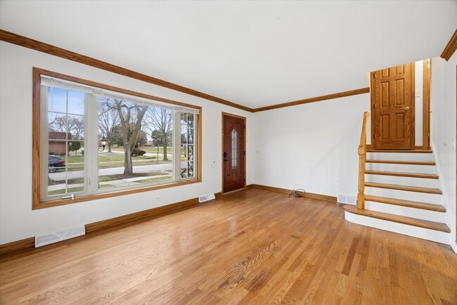 Photo - 4413 Clausen Ave