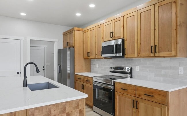 Photo - 3417 35th St W