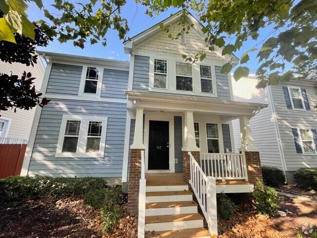 Building Photo - Large Home in Great Location close to USC