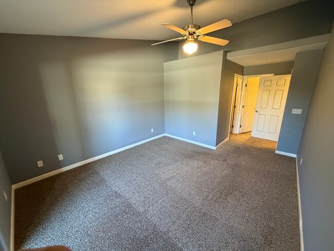 Photo - 7125 Ash Creek Hts Unit 204