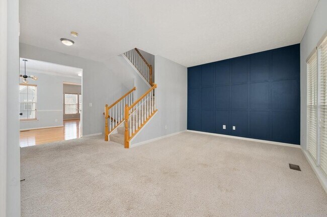 Photo - 7333 Althorp Way