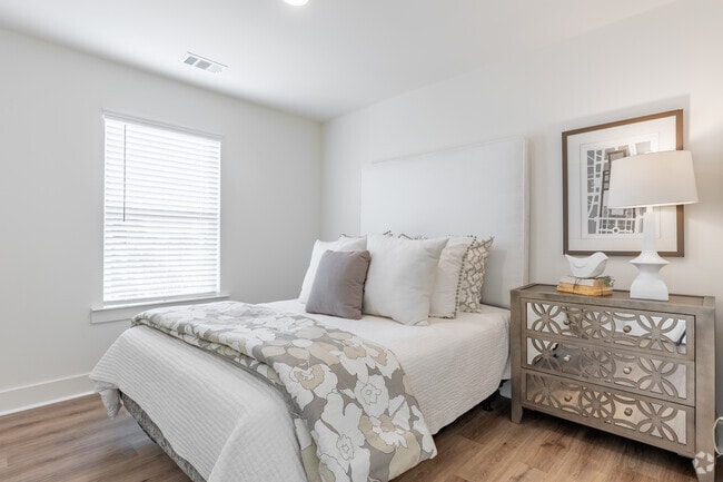 3BR, 2.5BA - 1911SF (Crestford) Second Bedroom