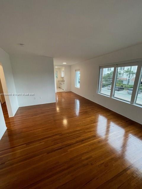 Photo - 9300 E Bay Harbor Dr Unidad 201