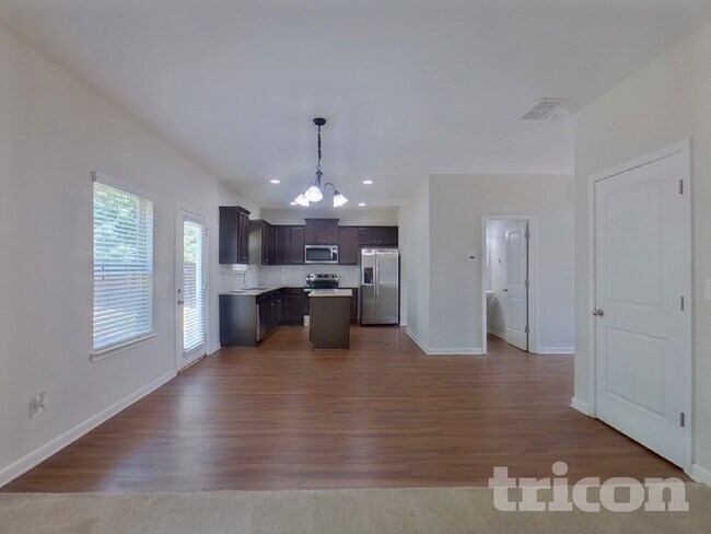 Photo - 297 Parkview Pl Dr