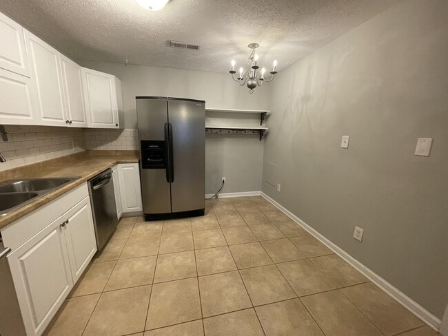 Photo - 107 Boonsboro Dr