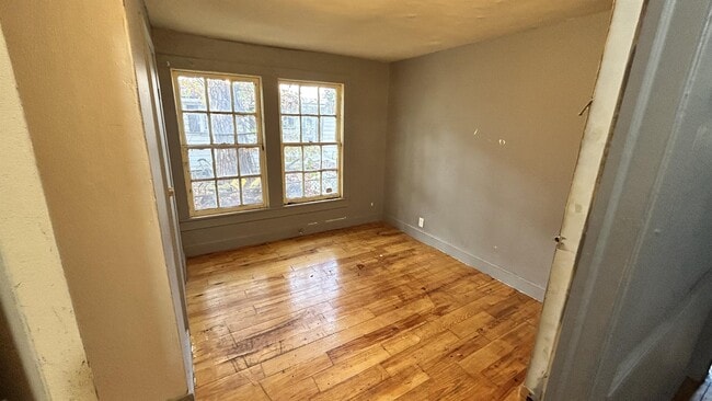 Photo - 2520 Hollywood St