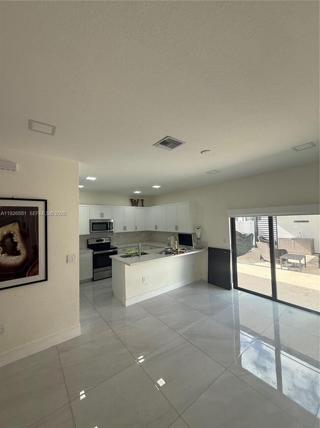 Photo - 11128 W 32nd Ln