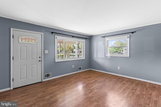 Photo - 7596 Amherst Dr