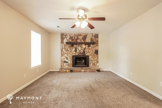 Photo - 2536 Hanover St