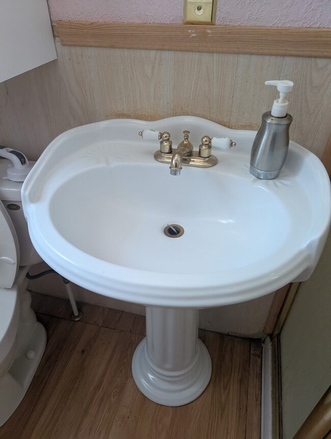 Photo - 411 W Chipeta Ave Unit Apartment