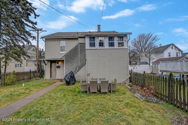 Building Photo - 1640 Farr St