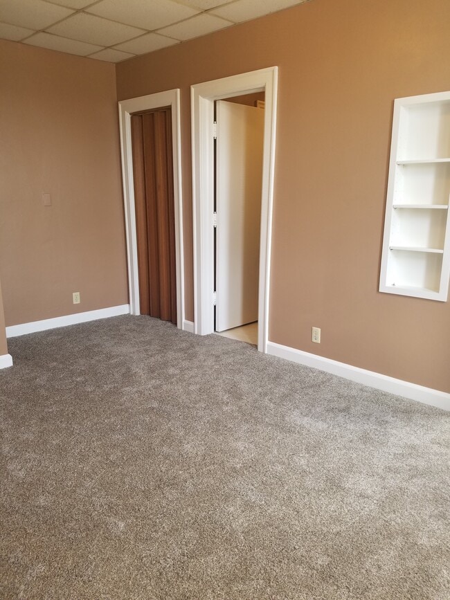 Charles Apartments Marshfield, WI