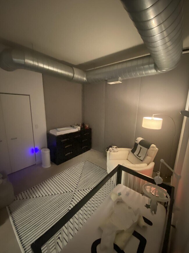 Photo - 2 bedroom in Chicago IL 60607 Unit 717