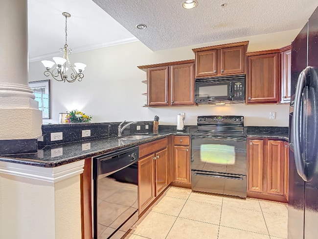 Photo - 13941 Clubhouse Dr