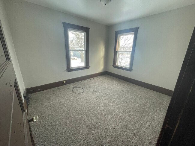 Photo - 800 E 157th St Unidad 2 - Up