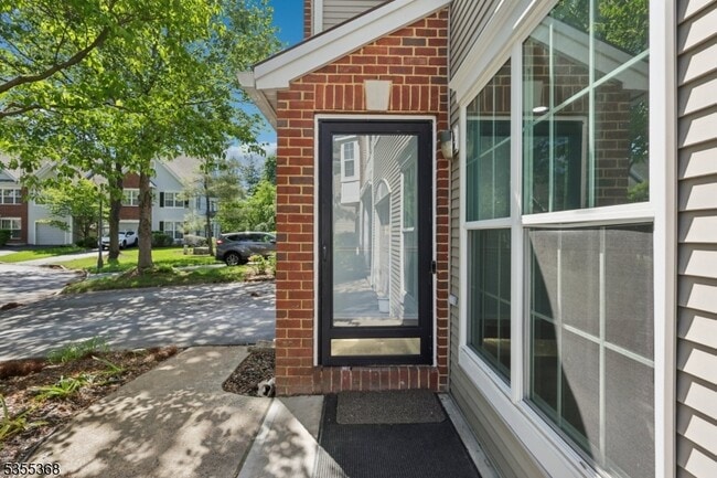 Photo - 4703 Patterson St