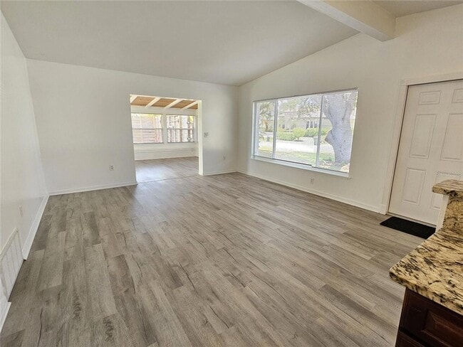 Photo - 341 Bayshore Dr