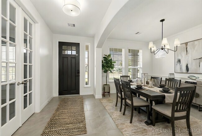 Photo - 2923 Golden Honey Ln