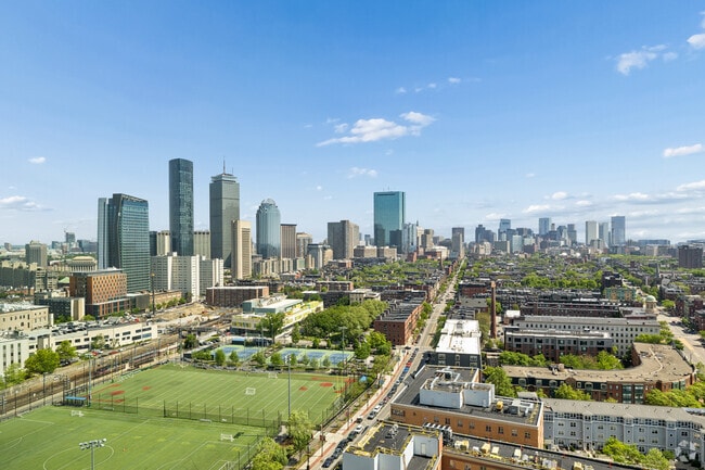 2BR, 2BA - 864SF - Skyline Views