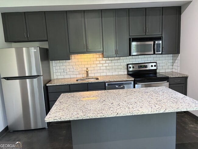 Photo - 620 Glen Iris Dr NE Unidad 207