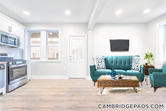 Photo - 124 Berkshire St Unit 6