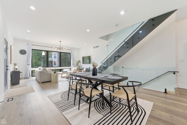 Photo - 4210 W 5th Ave