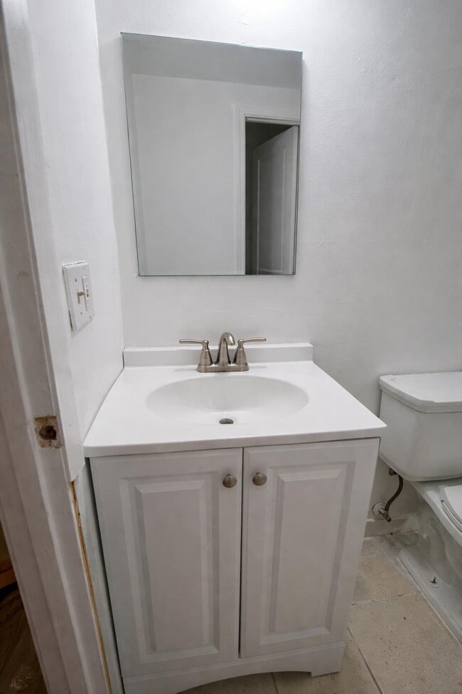 Photo - 17050 NW 55 Ave Unidad 7