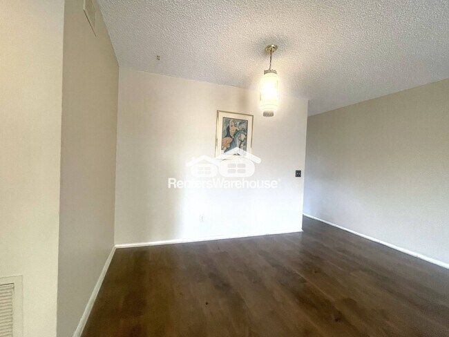 Photo - 2402 Ecuadorian Way Unidad Apt 28