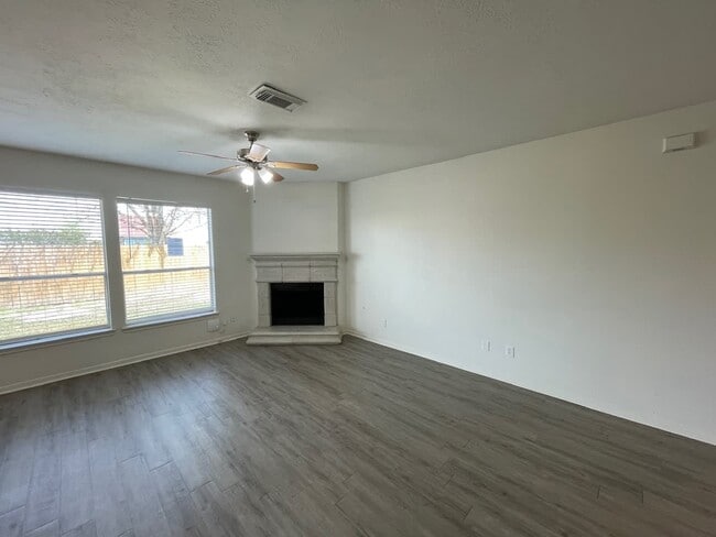 Photo - 22826 Tara Way Dr