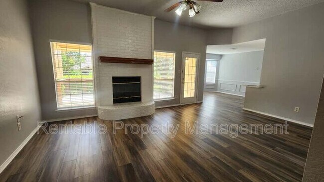 Photo - 6717 Copperwood Ct