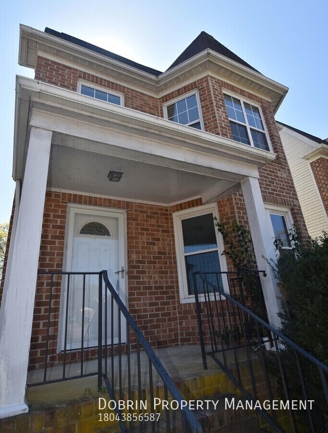 Photo - 1317 Dance St