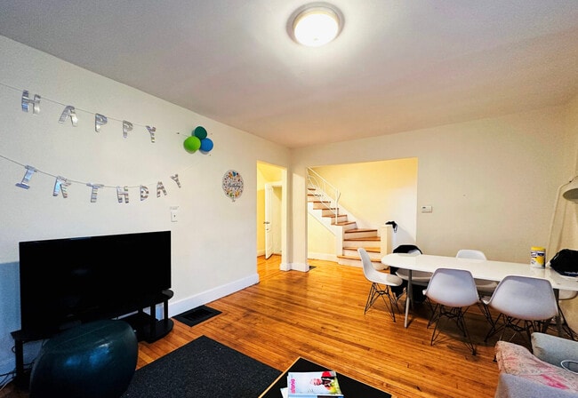 Photo - 30 Wadsworth St